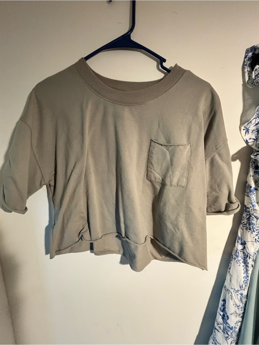 Women’s Crewneck Short Sleeve Pocket Top - Taupe